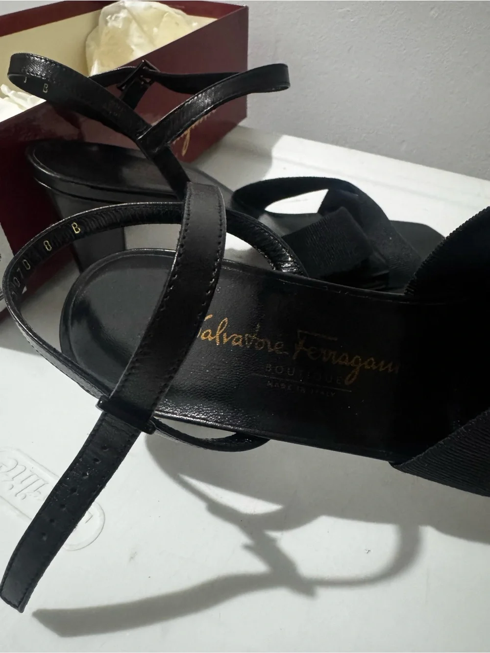 Salvatore Ferragamo Boutique Strappy Heels size 8